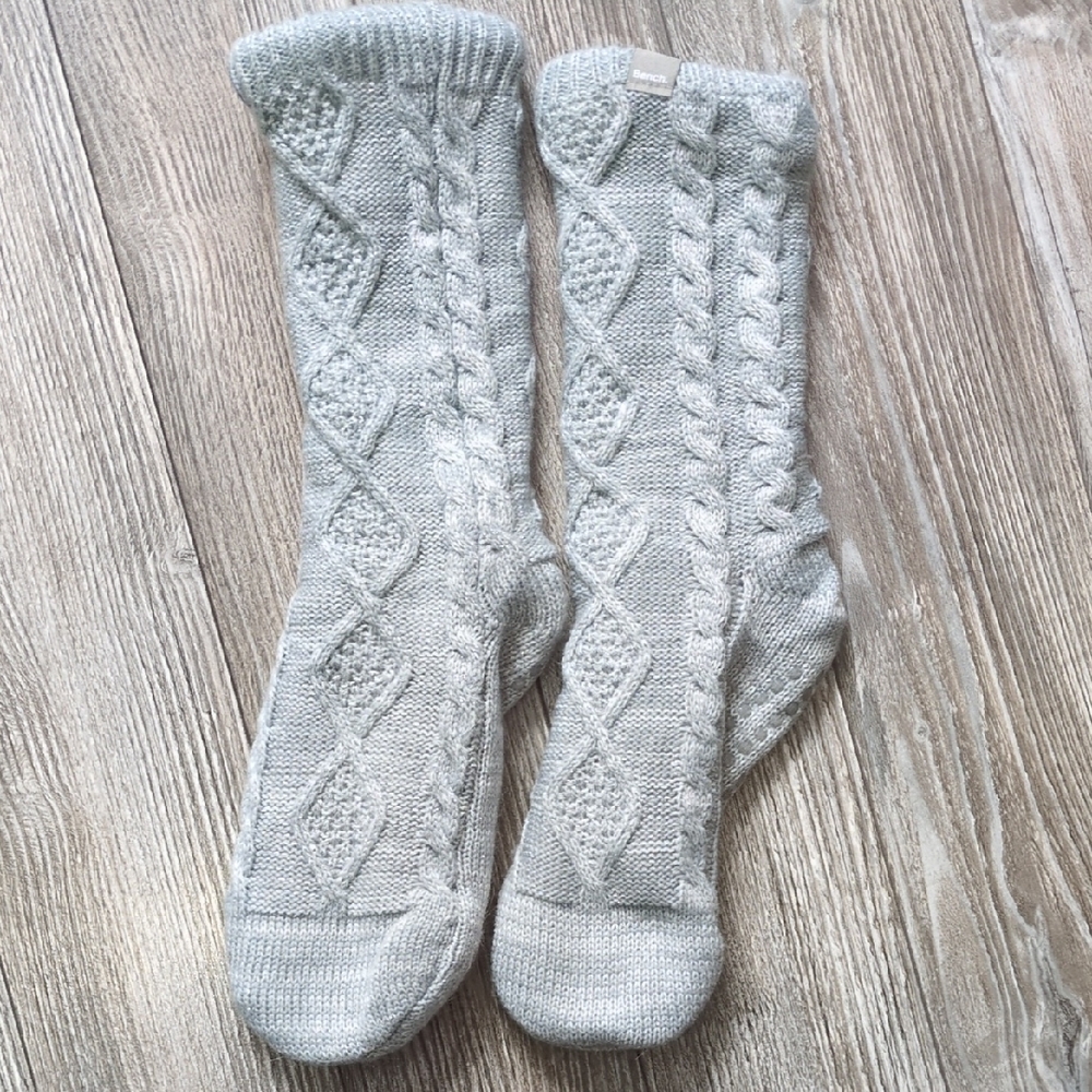 5/$25 Bench Cozy Sherpa Lined Gray Cable Knit Slipper Socks